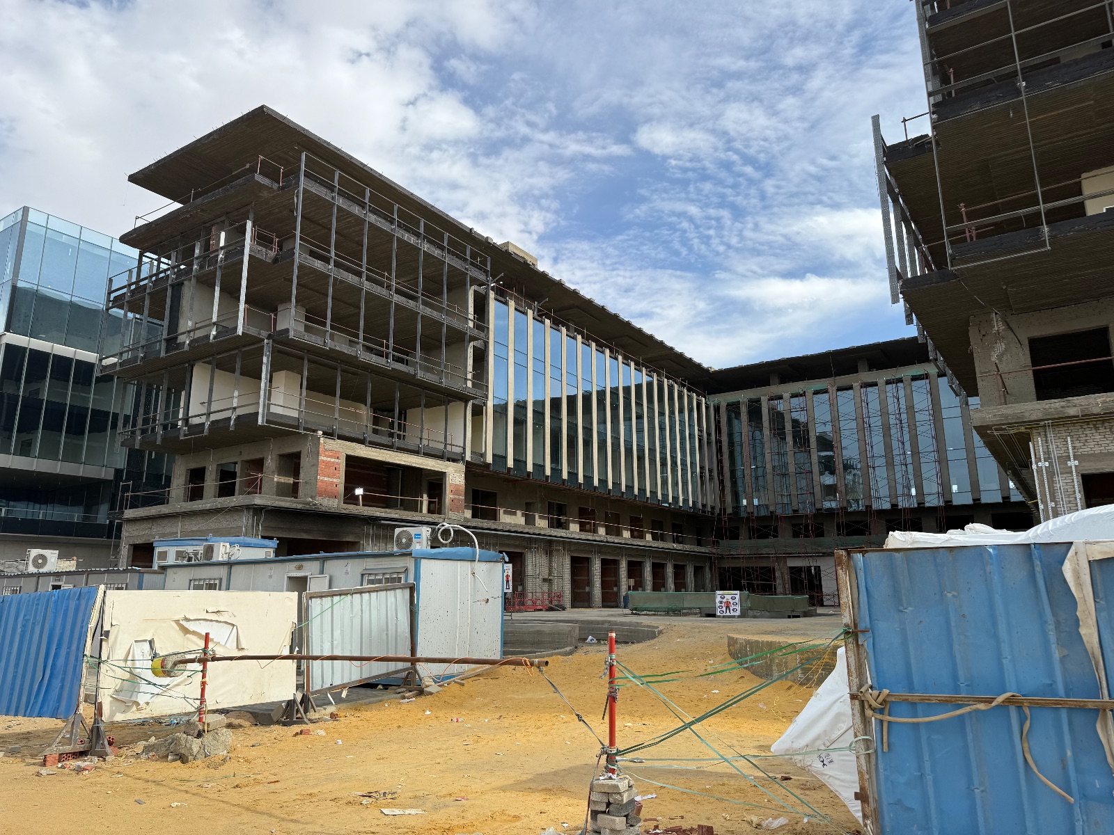 It business complex 2