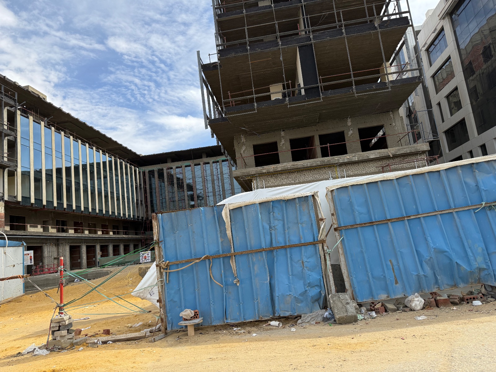It business complex 3